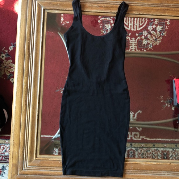 American Apparel Dresses & Skirts - •AMERICAN APPAREL• Black Backless Bodycon Dress S